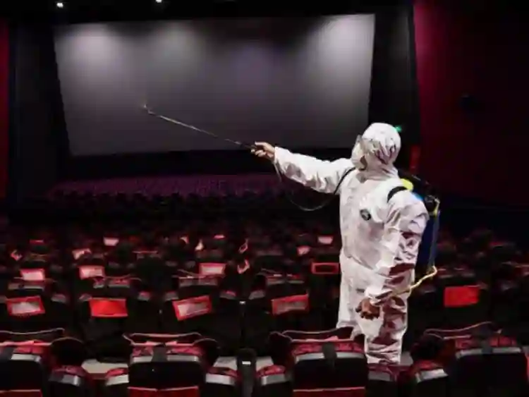 Enquete :: Viúva Negra é a mais aguardada entre as estreias adiadas 2 20200427 espanha coronavirus papo de cinema