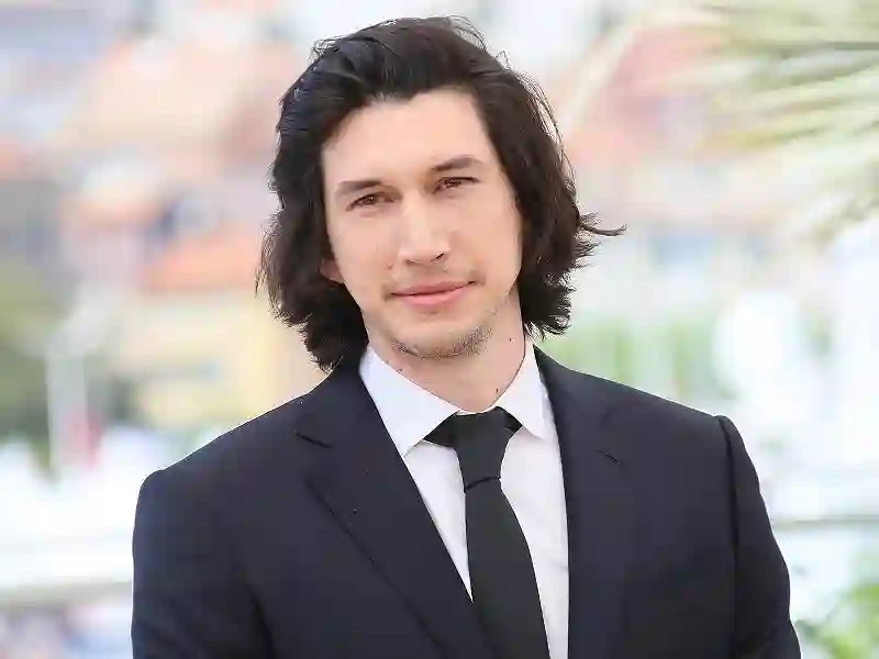 20200501 adam driver papo de cinema 800
