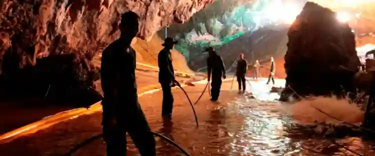 Ron Howard vai dirigir filme sobre garotos presos em caverna na Tailândia 2 20200501 caverna tham luang ron howard papo de cinema 1200