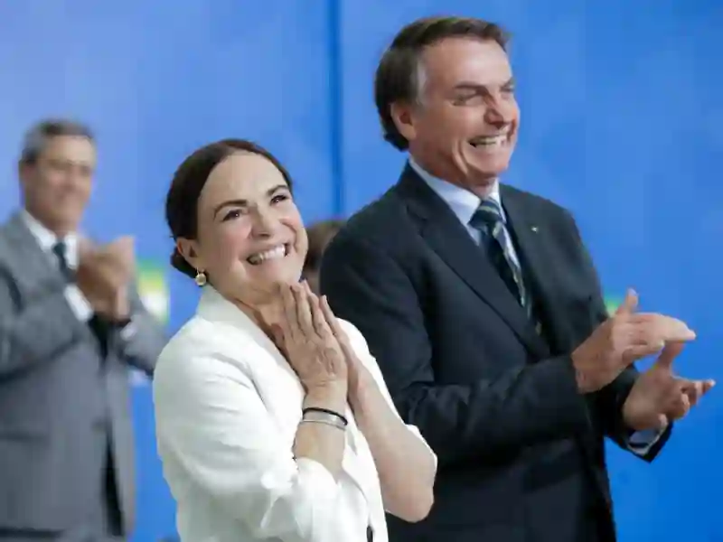 20200519 regina duarte jair bolsonaro papo de cinema 800