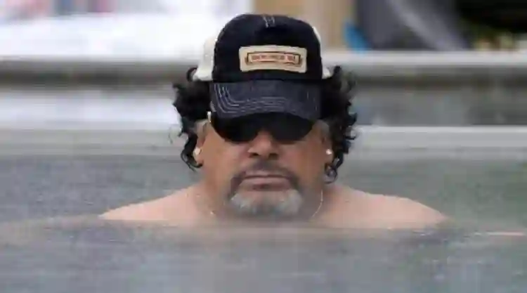 The Hand of God :: Cineasta italiano Paolo Sorrentino trabalha em novo filme 2 20200708 roly serrano papo de cinema