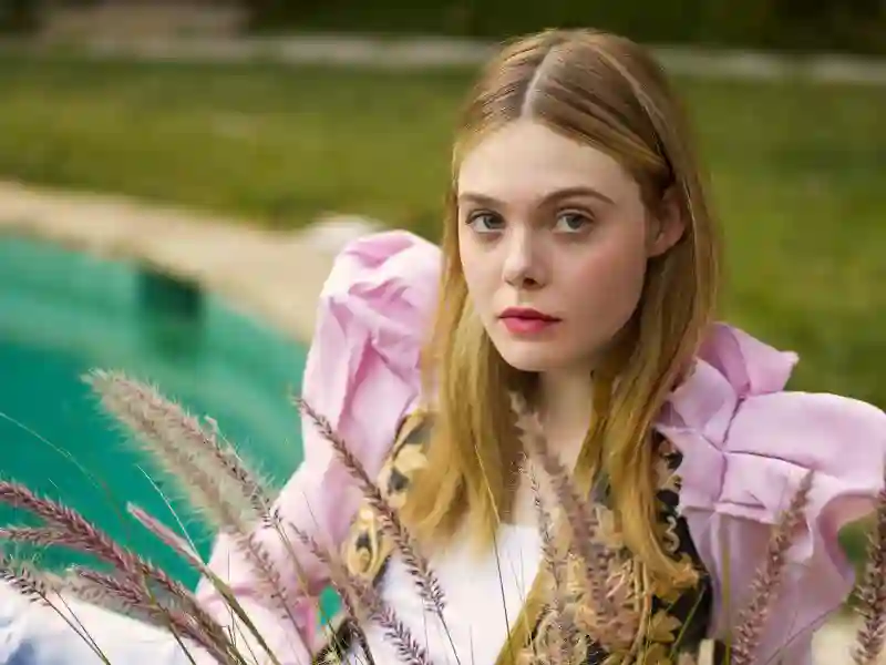 20200810 elle fanning papo de cinema