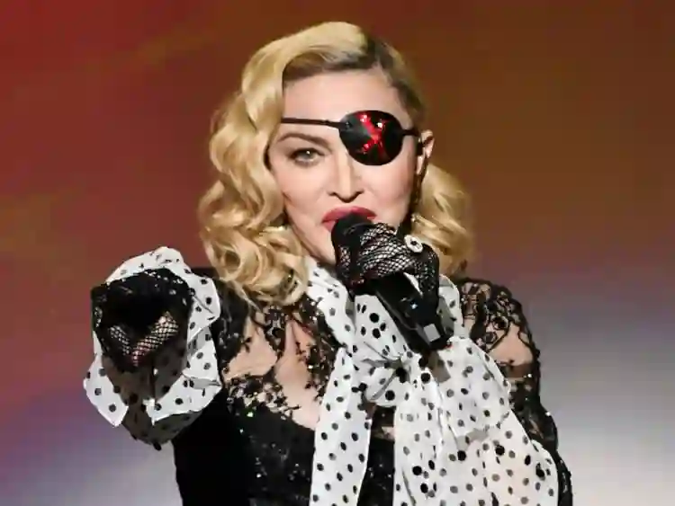 20200810 madonna papo de cinema 800