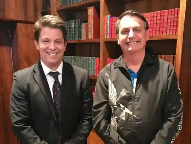 20200818 mario frias jair bolsonaro papo de cinema 800