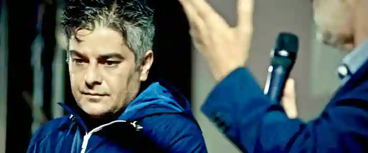 Agostino Ferrente :: "A autoironia é uma arma e a beleza é um remédio", afirma diretor de Selfie 2 20200901 agostino ferrente papo de cinema 1200