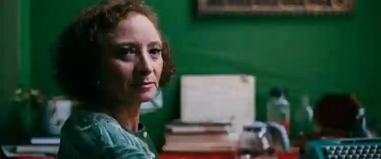 20200916 ela que mora no andar de cima papo de cinema 750