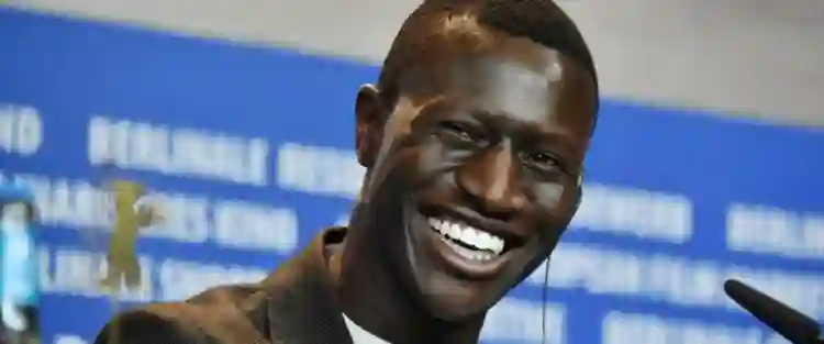 Berlin Alexanderplatz :: "É a história de um homem que quer ser bom num mundo que não é", afirma Welket Bungué 2 20201029 welket bungue papo de cinema 1200