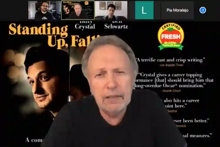 Caindo em Pé :: Billy Crystal e Ben Schwartz falam sobre filme TNT Original 3 20201030 billy crystal papo de cinema e1604093607324