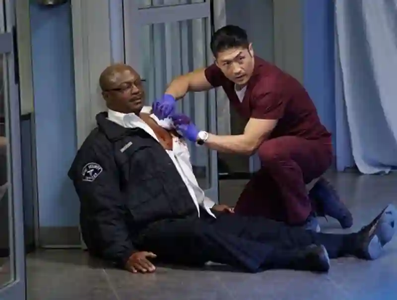 20201126 chicago med papo de cinema 800 t04