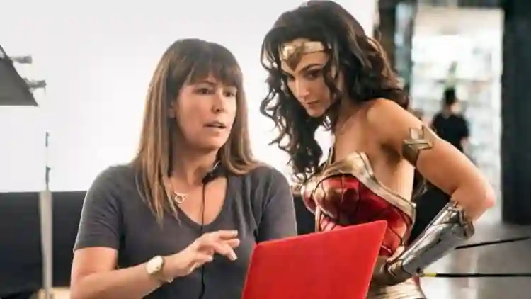 Opinião :: Mulher-Maravilha 1984 ou 2020? 4 20201217 mulher maravilha 1984 papo de cinema