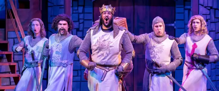 Spamalot :: Musical do Monty Python é confirmado para o cinema 2 20210107 spamalot papo de cinema 750