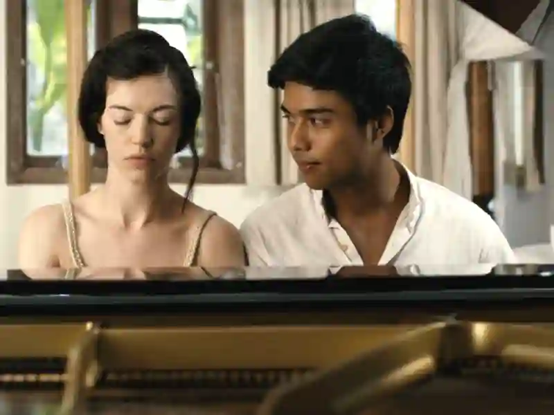 20210225 um amor proibido papo de cinema 800