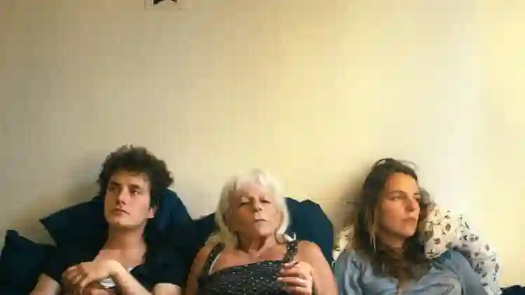 20210416 sra stern filme papo de cinema