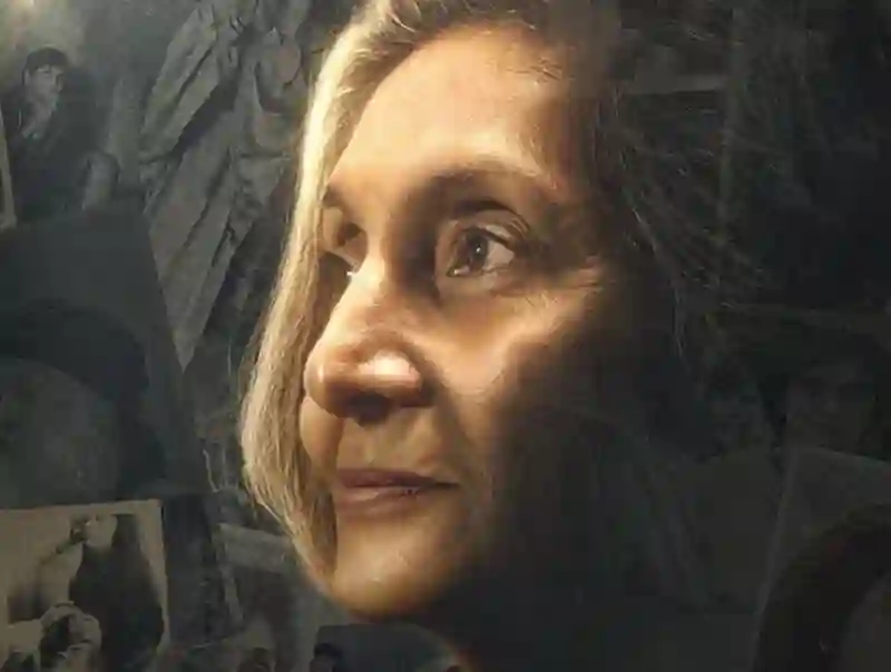 20210421 em busca de sheela papo de cinema 800
