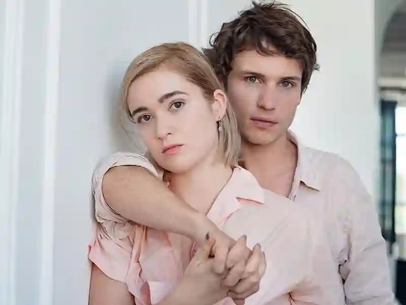 Dangerous Liaisons :: Série inspirada no livro anuncia dupla de protagonistas 14 20210525 800 1