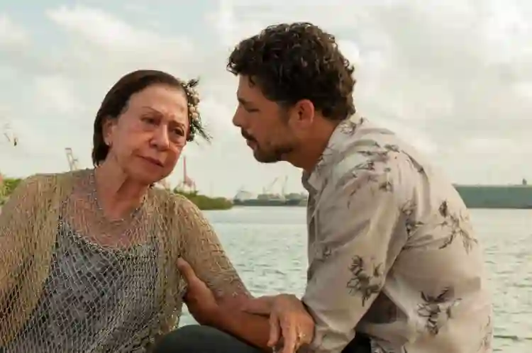 Piedade :: “É sobre empoderamento de várias formas, do feminino, da pluralidade sexual, de gênero. Me sinto sortudo de estar nesse projeto”, confessa Cauã Reymond 3 20210806 caua reymond fernanda montenegro papo de cinema