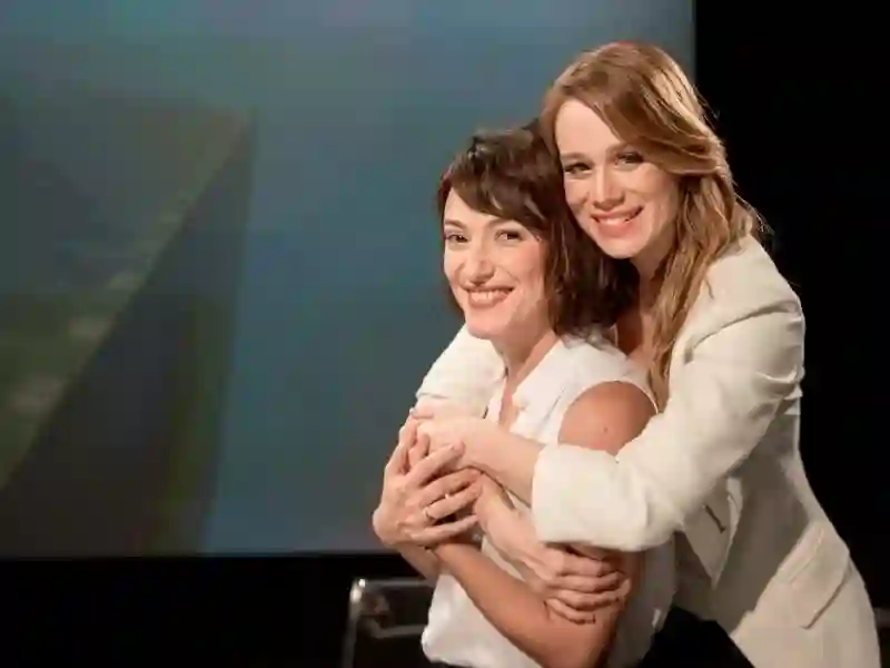 20210812 claudia jouvin mariana ximenes papo de cinema copia