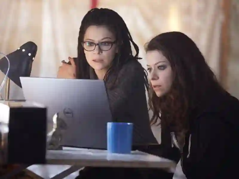 20210916 orphan black papo de cinema 800 t04
