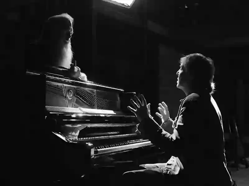 20210927 mccartney 3 2 1 papo de cinema 800 t1