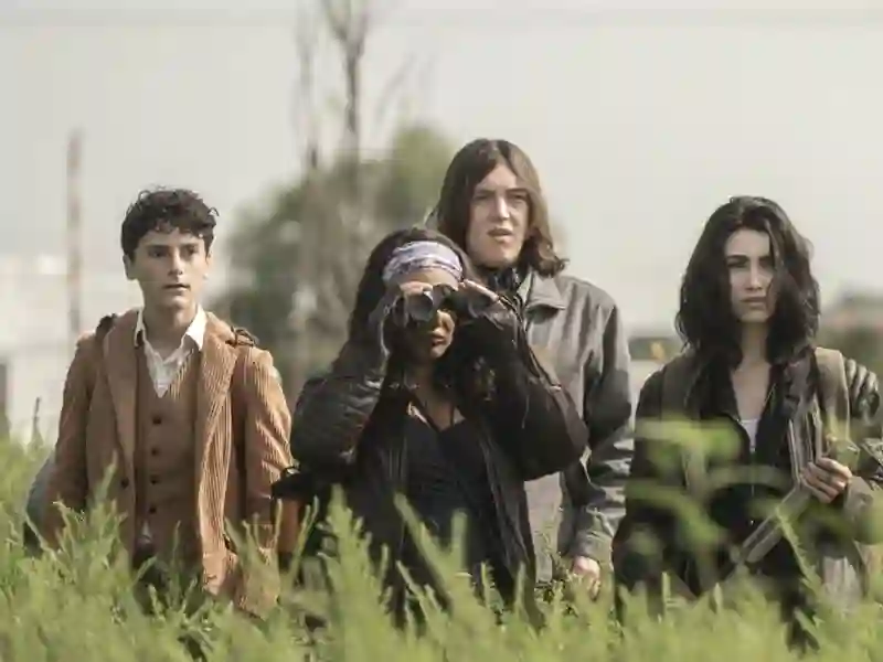 20211013 the walking dead world beyond papo de cinema 800 t02