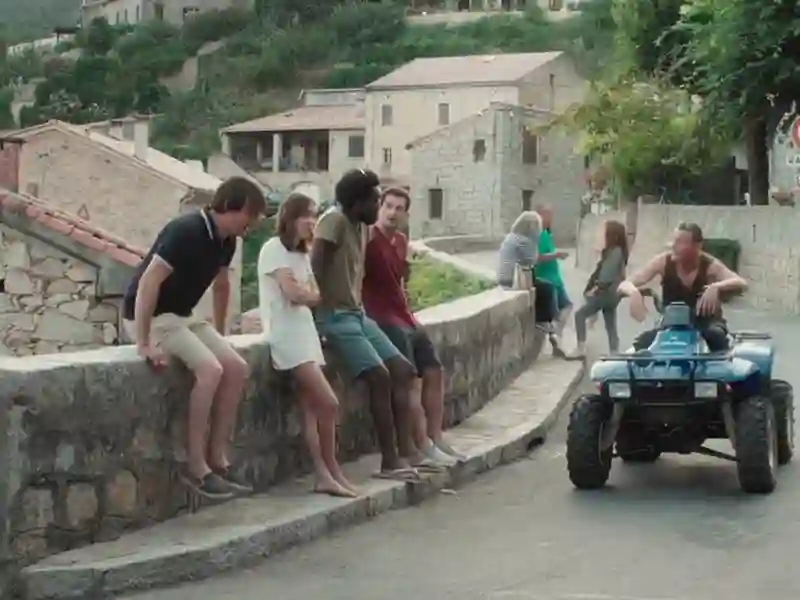 I Comete: Um Verão na Córsega 12 20211014 i comete um verao na corsega papo de cinema 800