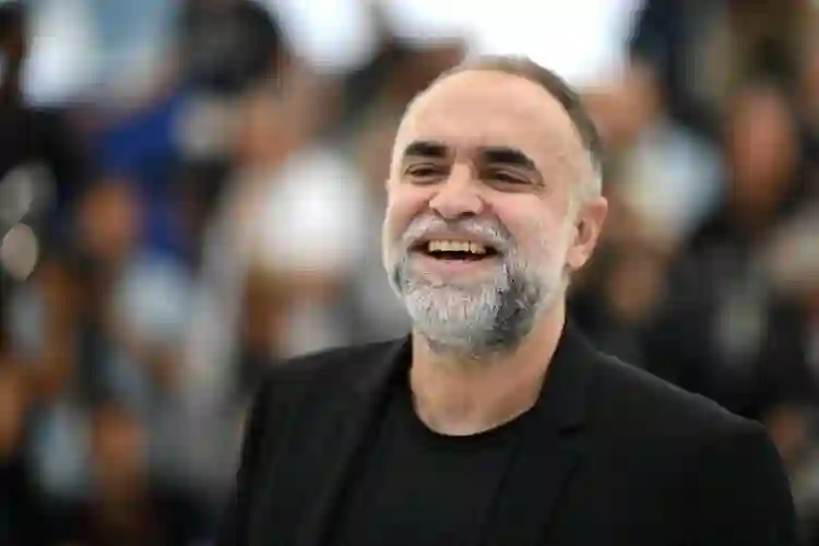 Oscar :: Vitória inédita do Brasil pode se repetir em 2026? Quais apostas de sucesso do cinema brasileiro para 2025? 4 Oscar 2026: Karim Aïnouz