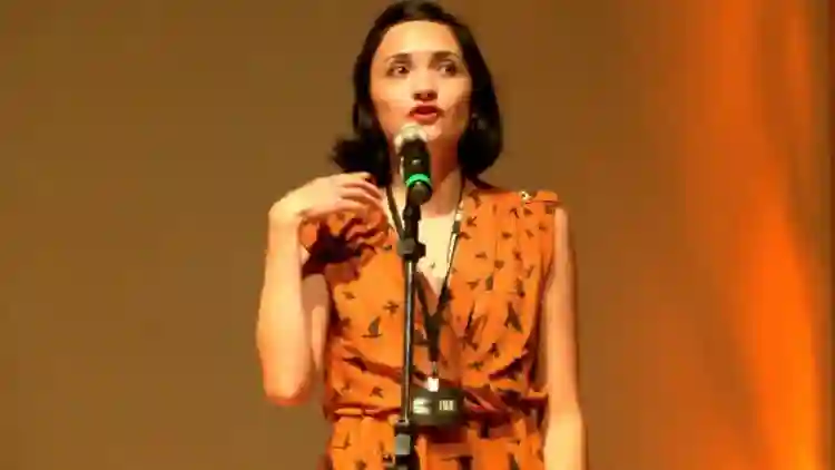 A Felicidade das Coisas :: “O filme é sobre essa alegria que pode vir por meio de coisas muito concretas e materiais”, afirma Thais Fujinaga 5 20211211 thais fujinaga cinema papo de cinema