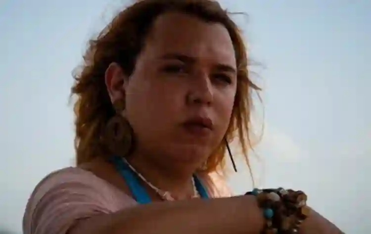 Madalena :: “Esse falar de alguém ausente, da transfobia, é só o reflexo do que já acontece na nossa sociedade”, reflete Pâmella Yulle 2 20211215 pamella yulle madalena papo de cinema e1639581384879