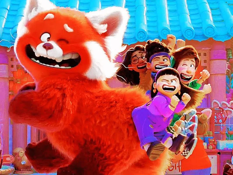 20220322 o abraco do panda a fera vermelha papo de cinema 800