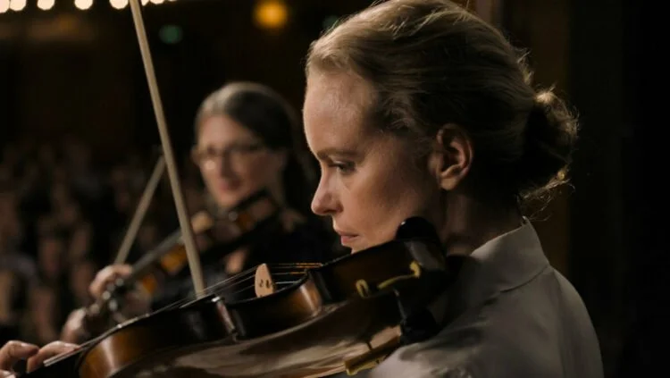A Professora de Violino :: “Quero ser reconhecida por ter feito um bom trabalho, e não apenas por ser mulher”, revela Ina Weisse 3 20220323 a professora de piano papo de cinema