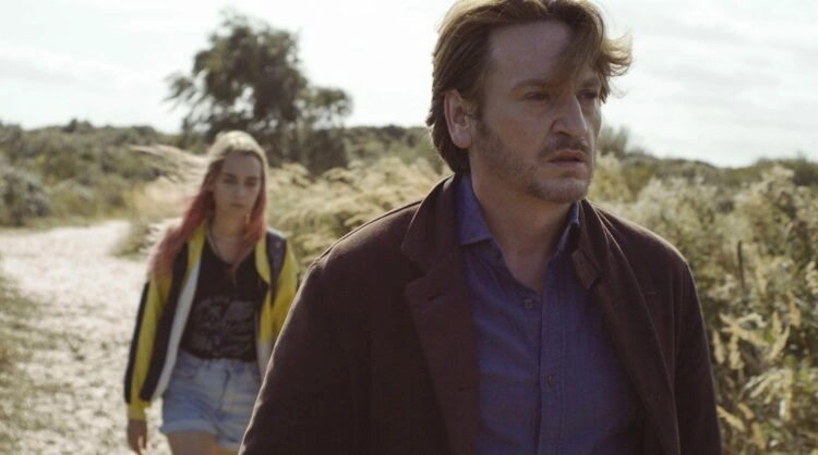20220413 lola e o mar pai papo de cinema e1649895798535