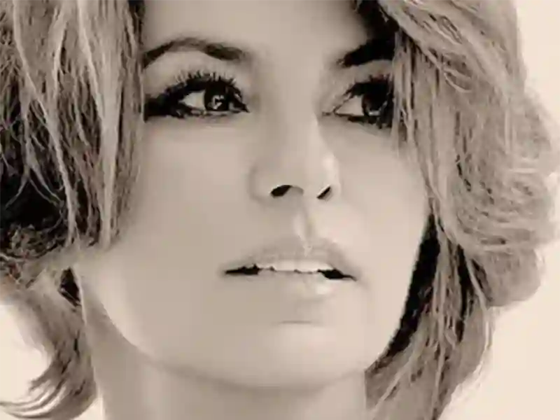 20220726 shania twain not just a girl papo de cinema 800