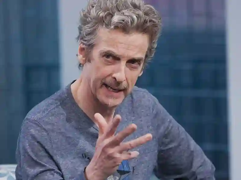 20220901 peter capaldi 800