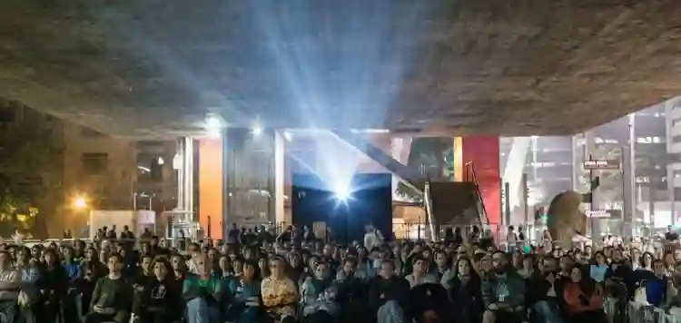 Mostra SP 2024 :: Evento promoverá sessão gratuita ao ar livre no Vale do Anhangabaú 4 Mostra SP