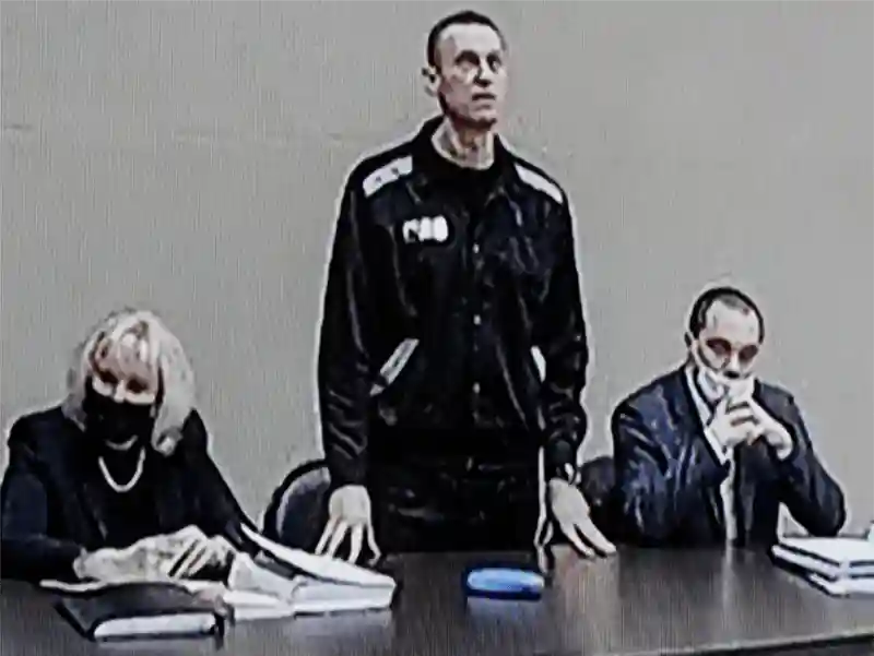 20230127 navalny papo de cinema 800