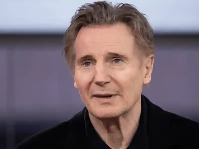 20230222 liam neeson qui gon jinn 800
