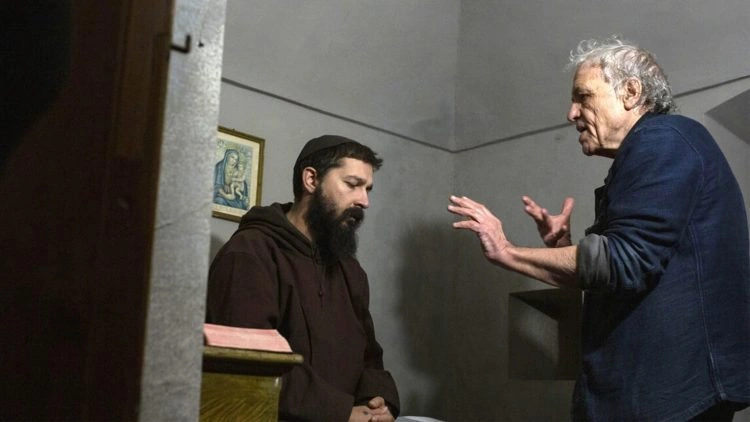 Abel Ferrara e Shia LaBeouf trabalham em roteiro sobre o Holocausto 2 20230605 shia labeouf abel ferrara papo de cinema