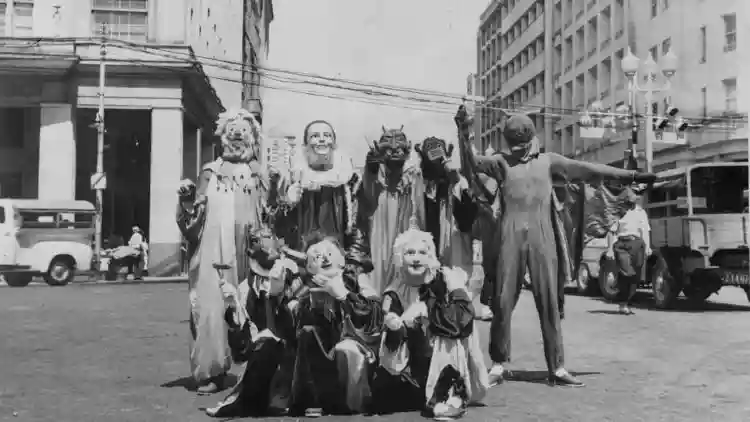 Retratos Fantasmas :: “Gosto dessa quebra de expectativas. Filmei um documentário como Hitchcock faria”, afirma o diretor Kleber Mendonça Filho 3 20230814 retratos fantasmas papo de cinema