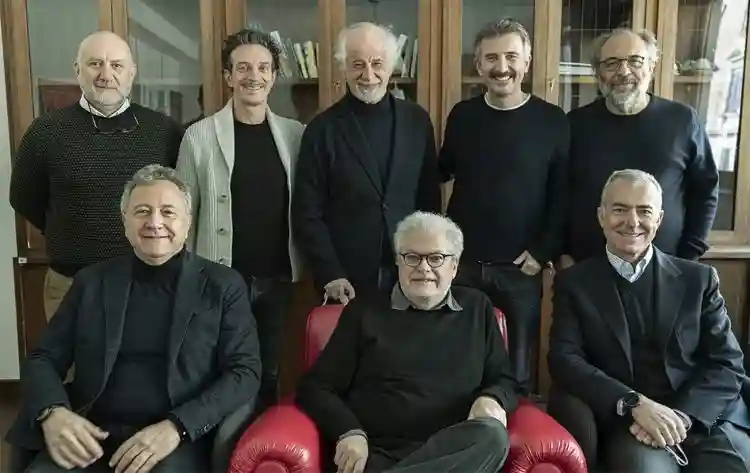 A Estranha Comédia da Vida :: “Era claro para Pirandello que a realidade e a ficção teriam que se encontrar em algum momento”, revela o diretor Roberto Andò 5 20231201 a estranha comedia da vida roberto ando papo de cinema