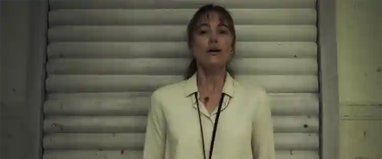 Maika Monroe em Longlegs: Vínculo Mortal (2024)