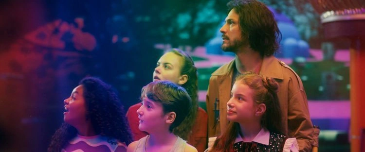 Sessão da Tarde :: Da Escola de Gênios ao laboratório de androides: conheça Perfekta, filme desta quarta (30/09) 2 Sessão da Tarde :: Perfekta: Uma Aventura da Escola de Gênios