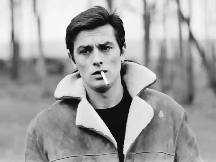Top Top :: 05 motivos para conferir o Festival Varilux de Cinema Francês 2024 nos cinemas 6 Alain Delon, homenageado do Varilux 2024