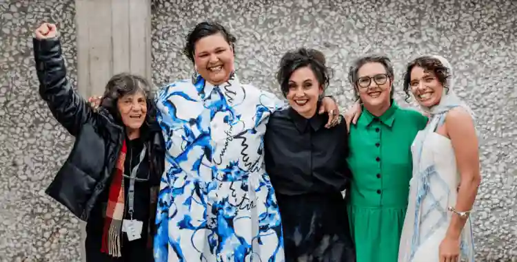 Cidade; Campo :: “Tem uma camada, nesse filme, sobre o fim do mundo. E isso já está acontecendo”, afirma Bruna Linzmeyer 3 20241010 cidade campo festival de berlim papo de cinema