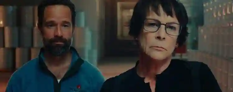 Melou :: Confira data de estreia e primeiras imagens da nova série de comédia 3 Chris Diamantopoulos e Jamie Lee Curtis em Melou
