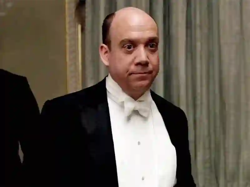 20250327 paul giamatti downton abbey papo de cinema