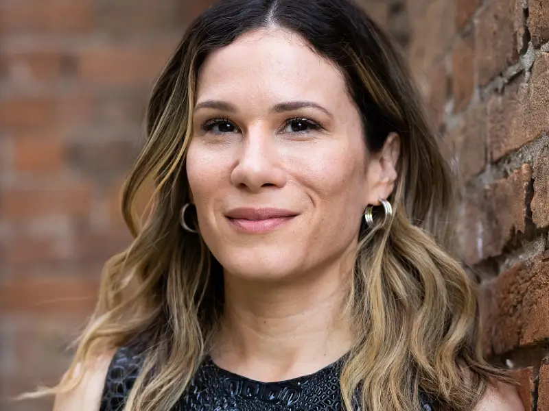 Manas :: Entrevista com Mariana Brennand (Exclusivo)