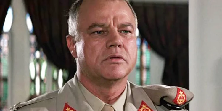 Joe Don Baker, ator indicado ao BAFTA, morre aos 89 anos 3 Joe Don Baker