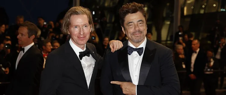 Cannes 2025 :: Wes Anderson alfineta plano tarifário de Trump para taxar filmes estrangeiros 3 Wes Anderson e Benicio Del Toro em Cannes