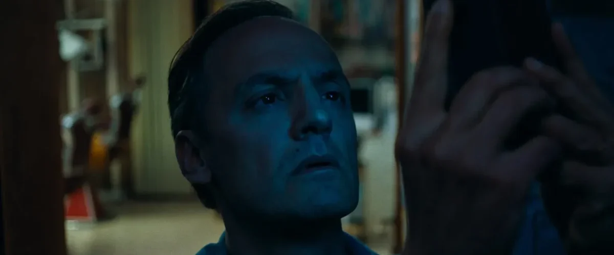 20250629 o barbeiro conspiracionista filme papo de cinema e1751231112312