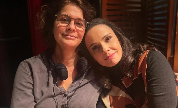 Cacilda Becker :: Dama do teatro nacional será vivida por Débora Falabella em filme 2 Cacilda Becker em Cena Aberta: Débora Falabella e Julia Moraes
